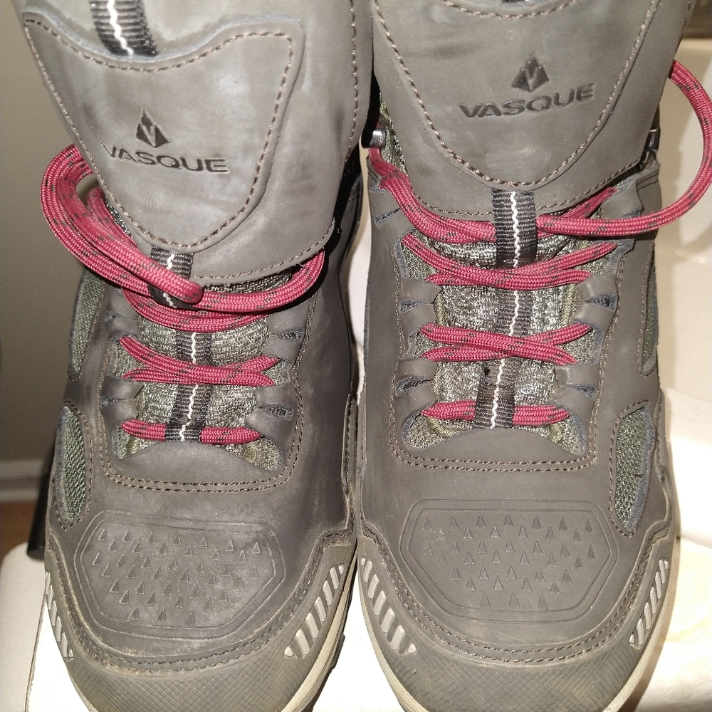 Kids Hiking Boots (Vasque)